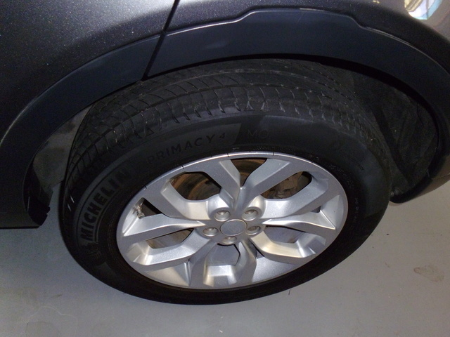 Land RoverDiscovery Sport 2.0L TD4 HSE 4x4 110 kW (150 CV) Vehículo usado en Barcelona - 25