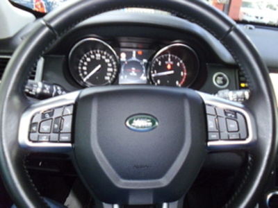 Land Rover Discovery Sport 2.0L TD4 HSE 4x4 110 kW (150 CV) Land Rover Discovery Sport 2.0L TD4 HSE 4x4 110 kW (150 CV)