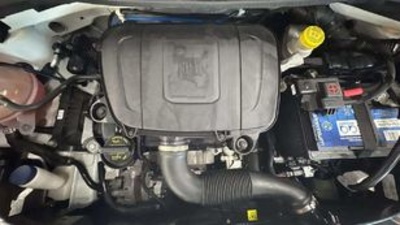 Fiat 500 1.0 Hybrid Dolcevita 51 kW (70 CV) Fiat 500 1.0 Hybrid Dolcevita 51 kW (70 CV)