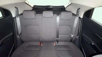 Kia Rio 1.2 CVVT Drive 62 kW (84 CV) Kia Rio 1.2 CVVT Drive 62 kW (84 CV)