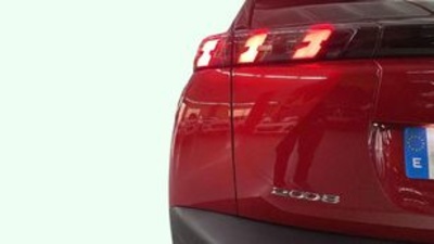 Peugeot 2008 PureTech 130 S&S Allure Pack EAT8 96 kW (130 CV) Peugeot 2008 PureTech 130 S&S Allure Pack EAT8 96 kW (130 CV)