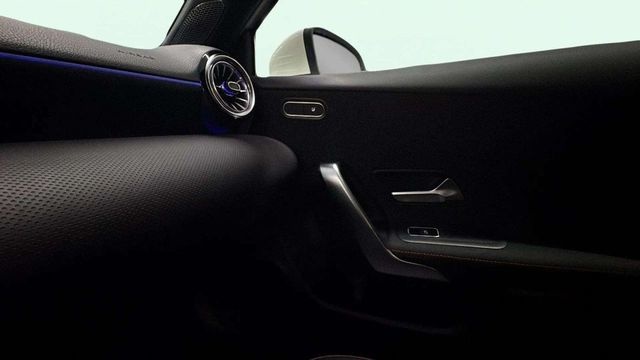 Mercedes-BenzClase A 250 e 160 kW (218 CV) Vehículo usado en Barcelona - 18 Mercedes-BenzClase A 250 e 160 kW (218 CV) Vehículo usado en Barcelona - 18