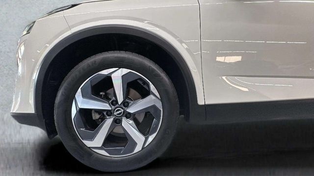 NissanQashqai DIG-T 140 mHEV Acenta 4x2 103 kW (140 CV) Vehículo usado en Barcelona - 18 NissanQashqai DIG-T 140 mHEV Acenta 4x2 103 kW (140 CV) Vehículo usado en Barcelona - 18