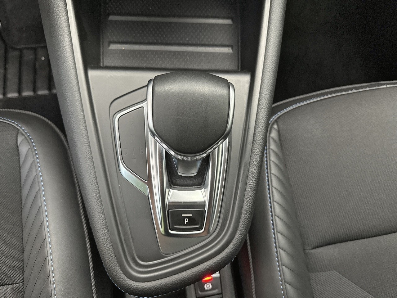 Renault Captur Espirit Alpine E-Tech 107 kW (145 CV) - 7