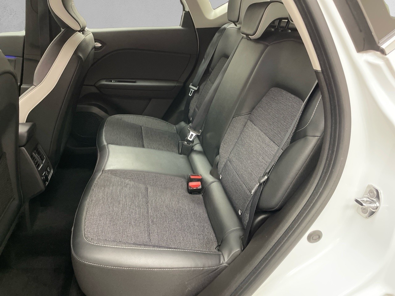 Renault Captur Zen E-TECH Híbrido enchufable 118 kW (160 CV) - 12 Renault Captur Zen E-TECH Híbrido enchufable 118 kW (160 CV) - 12