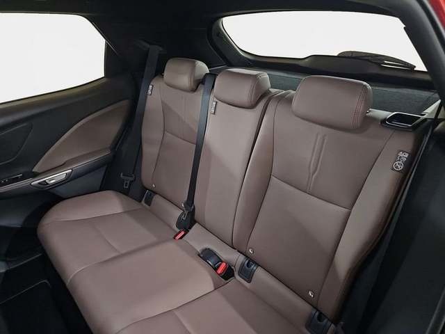 Lexus LBX 1.5 HEV Elegant Plus 100 kW (136 CV) Vehículo usado en Madrid - 10