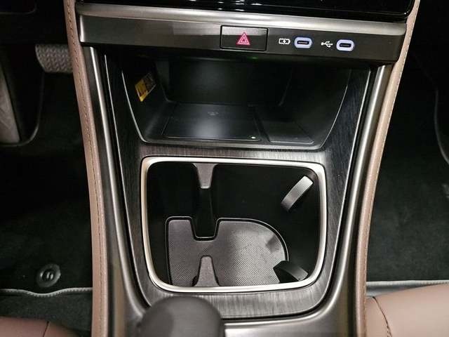 Lexus LBX 1.5 HEV Elegant Plus 100 kW (136 CV) Vehículo usado en Madrid - 28