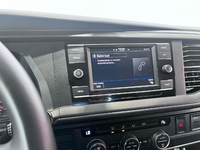 VolkswagenCaravelle Origin Batalla Corta 2.0 TDI BMT 81 kW (110 CV)11