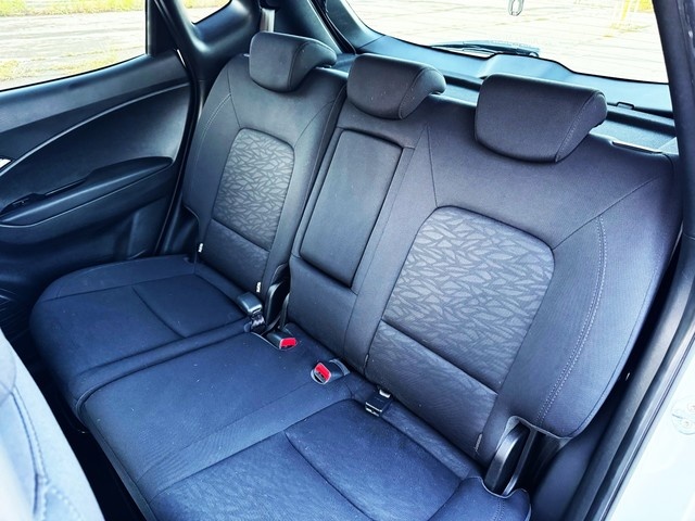 Hyundaiix20 1.6 MPI BlueDrive Tecno 93 kW (126 CV) Vehículo usado en Barcelona - 10 Hyundaiix20 1.6 MPI BlueDrive Tecno 93 kW (126 CV) Vehículo usado en Barcelona - 10