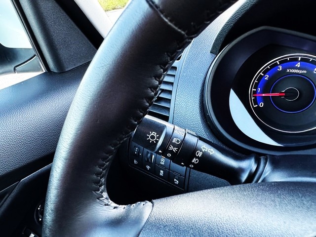 Hyundaiix20 1.6 MPI BlueDrive Tecno 93 kW (126 CV) Vehículo usado en Barcelona - 13