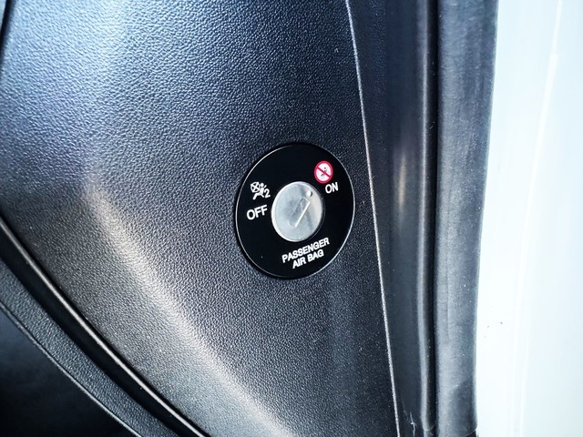 Hyundaiix20 1.6 MPI BlueDrive Tecno 93 kW (126 CV) Vehículo usado en Barcelona - 26 Hyundaiix20 1.6 MPI BlueDrive Tecno 93 kW (126 CV) Vehículo usado en Barcelona - 26