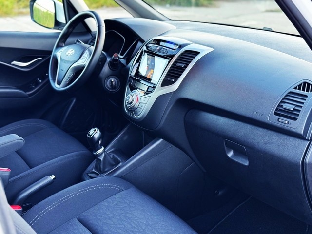 Hyundaiix20 1.6 MPI BlueDrive Tecno 93 kW (126 CV) Vehículo usado en Barcelona - 27