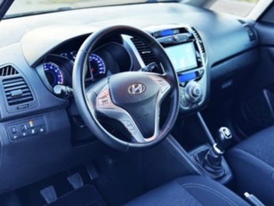 Hyundai ix20 1.6 MPI BlueDrive Tecno 93 kW (126 CV) Hyundai ix20 1.6 MPI BlueDrive Tecno 93 kW (126 CV)