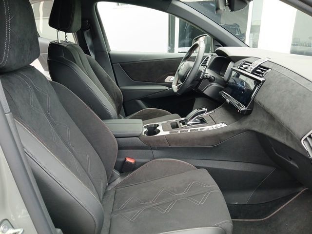 DS DS 7 E-Tense 225 Performance Line 165 kW (225 CV) Vehículo usado en Las Palmas - 4