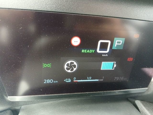 Citroen ë-C4 eléctrico Feel Pack 50KWh 100 kW (136 CV) Vehículo usado en Las Palmas - 9