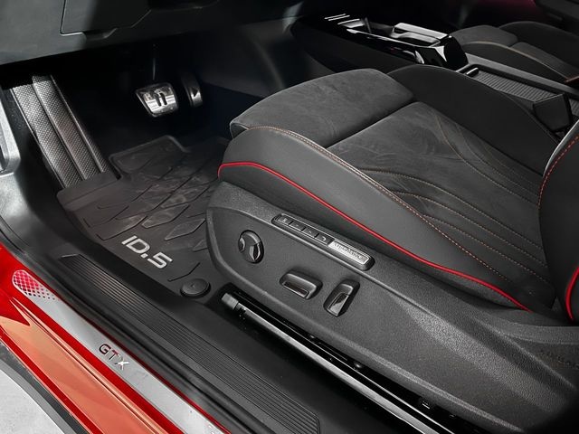 Volkswagen ID.5 GTX Tracción 4 220 kW (299 CV) KM0 en Las Palmas - 8