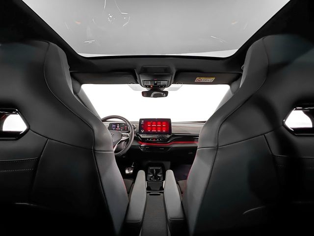 Volkswagen ID.5 GTX Tracción 4 220 kW (299 CV) KM0 en Las Palmas - 12