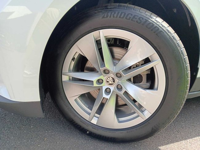 Skoda Enyaq 60 132 kW (180 CV) Vehículo usado en Las Palmas - 4 Skoda Enyaq 60 132 kW (180 CV) Vehículo usado en Las Palmas - 4