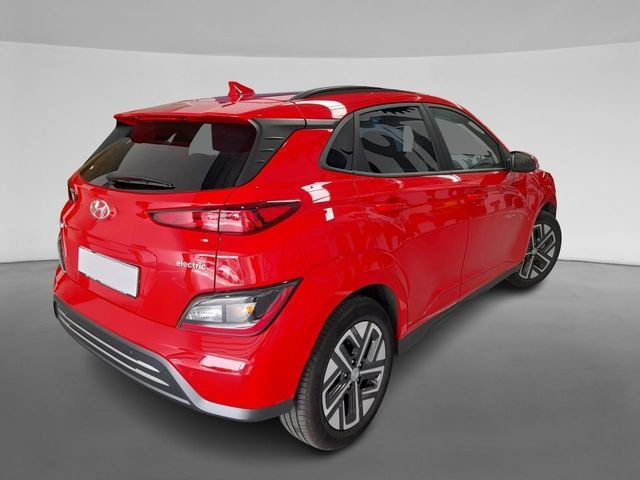 Hyundai Kona BEV 39kWh HiTech 100 kW (136 CV) Vehículo usado en Las Palmas - 2 Hyundai Kona BEV 39kWh HiTech 100 kW (136 CV) Vehículo usado en Las Palmas - 2