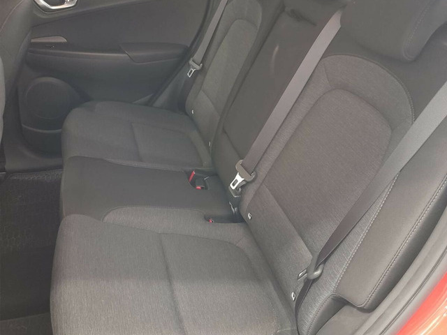 Hyundai Kona BEV 39kWh HiTech 100 kW (136 CV) Vehículo usado en Las Palmas - 6