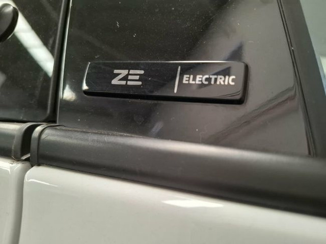 Renault Twingo E-Tech Zen R80 batería 20kWh 60 kW (82 CV) Vehículo usado en Las Palmas - 9