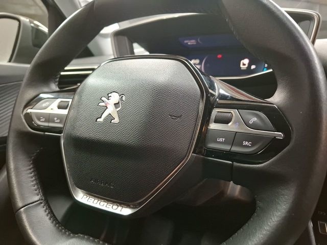 Peugeot e-2008 Eléctrico Allure Pack 100 kW (136 CV) Vehículo usado en Las Palmas - 10