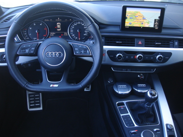 AudiA4 design edition 2.0 TDI 110 kW (150 CV) Vehículo usado en Barcelona - 13 AudiA4 design edition 2.0 TDI 110 kW (150 CV) Vehículo usado en Barcelona - 13