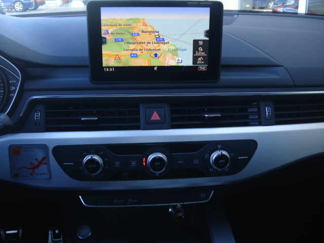 AudiA4 design edition 2.0 TDI 110 kW (150 CV) Vehículo usado en Barcelona - 16 AudiA4 design edition 2.0 TDI 110 kW (150 CV) Vehículo usado en Barcelona - 16