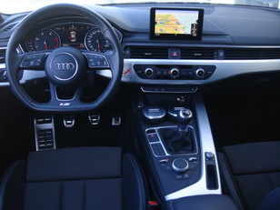 Audi A4 design edition 2.0 TDI 110 kW (150 CV)