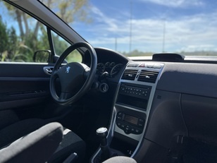 Peugeot 307 SW 1.6 Port Aventura 80 kW (110 CV) Peugeot 307 SW 1.6 Port Aventura 80 kW (110 CV)