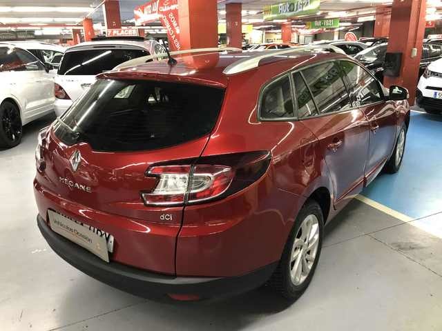 RenaultMegane Sport Tourer Dynamique dCi 81 kW (110 CV) Vehículo usado en Barcelona - 6