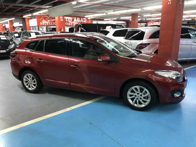 RenaultMegane Sport Tourer Dynamique dCi 81 kW (110 CV) Vehículo usado en Barcelona - 7