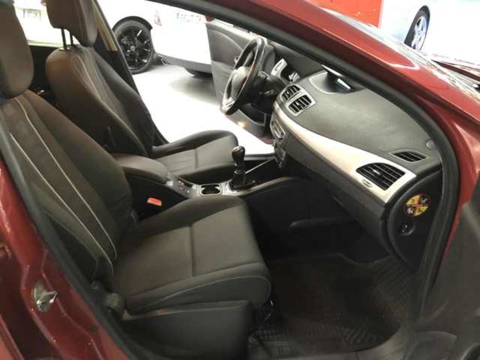 RenaultMegane Sport Tourer Dynamique dCi 81 kW (110 CV) Vehículo usado en Barcelona - 10 RenaultMegane Sport Tourer Dynamique dCi 81 kW (110 CV) Vehículo usado en Barcelona - 10