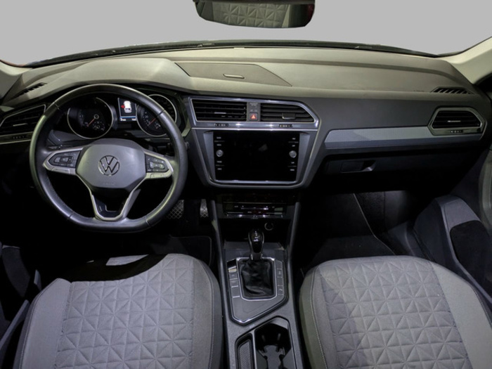 Volkswagen Tiguan Connect 2.0 TDI 110 kW (150 CV) DSG Vehículo usado en Las Palmas - 4 Volkswagen Tiguan Connect 2.0 TDI 110 kW (150 CV) DSG Vehículo usado en Las Palmas - 4