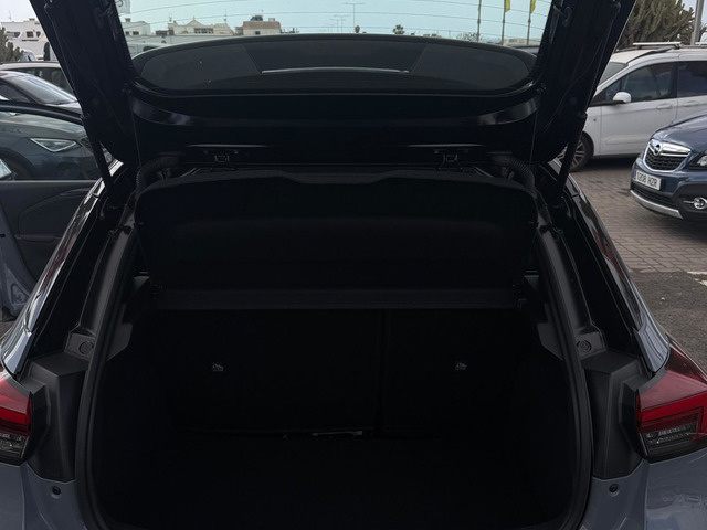 Opel Corsa Electric 51kWh GS Long Range 115 kW (156 CV) KM0 en Las Palmas - 4