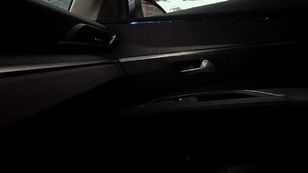 Peugeot 3008 PureTech 130 S&S Active 96 kW (130 CV)