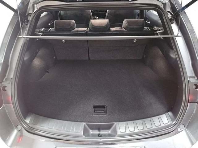 Lexus UX 300h Plus 146 kW (199 CV) Vehículo usado en Madrid - 38