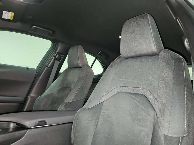 Lexus UX 300h Plus 146 kW (199 CV) Vehículo usado en Madrid - 8