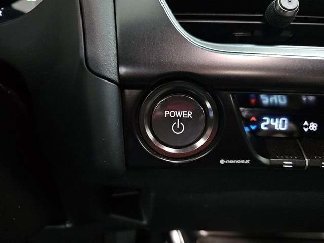 Lexus UX 300h Plus 146 kW (199 CV) Vehículo usado en Madrid - 18 Lexus UX 300h Plus 146 kW (199 CV) Vehículo usado en Madrid - 18