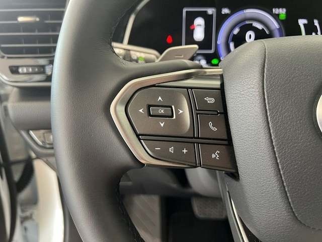 Lexus NX 450h+ Premium+ 4WD 225 kW (306 CV) Vehículo usado en Madrid - 13