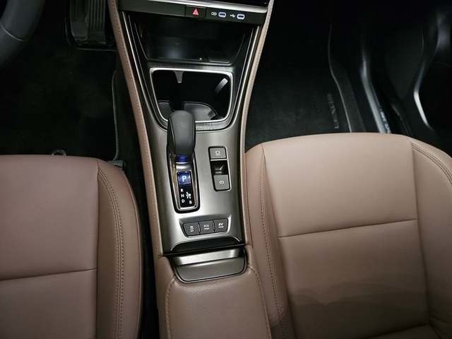 Lexus LBX 1.5 HEV Elegant Plus 100 kW (136 CV) Vehículo usado en Madrid - 25