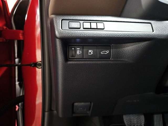 Lexus LBX 1.5 HEV Elegant Plus 100 kW (136 CV) Vehículo usado en Madrid - 29