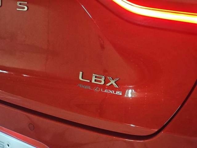 Lexus LBX 1.5 HEV Elegant Plus 100 kW (136 CV) Vehículo usado en Madrid - 35