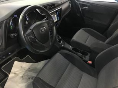 Toyota Auris 140H Hybrid Active 100 kW (136 CV) Toyota Auris 140H Hybrid Active 100 kW (136 CV)