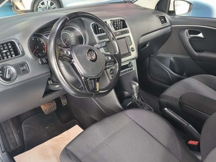 VolkswagenPolo Sport 1.2 TSI BMT 81 kW (110 CV) DSG KM0 en Barcelona - 8 VolkswagenPolo Sport 1.2 TSI BMT 81 kW (110 CV) DSG KM0 en Barcelona - 8