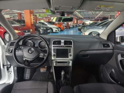 Volkswagen Polo Sport 1.2 TSI BMT 81 kW (110 CV) DSG Volkswagen Polo Sport 1.2 TSI BMT 81 kW (110 CV) DSG