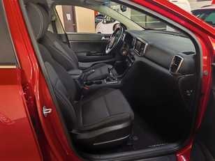 Kia Sportage 1.6 GDi Concept Plus 4x2 97 kW (132 CV) Kia Sportage 1.6 GDi Concept Plus 4x2 97 kW (132 CV)