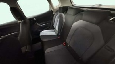 SEAT Arona 1.0 TSI Style 81 kW (110 CV) SEAT Arona 1.0 TSI Style 81 kW (110 CV)