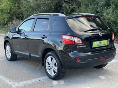 Nissan Qashqai 1.6 S&S Tekna Sport 4X2 86 kW (117 CV) Nissan Qashqai 1.6 S&S Tekna Sport 4X2 86 kW (117 CV)