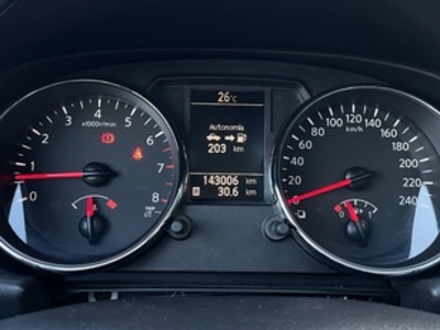 Nissan Qashqai 1.6 S&S Tekna Sport 4X2 86 kW (117 CV) Nissan Qashqai 1.6 S&S Tekna Sport 4X2 86 kW (117 CV)